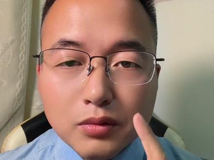 公司突然要辞退你?别慌,三句话拿来2N赔偿金!#职场 #辞退 #裁员 #律师 #劳动纠纷 员工被辞退、被开除,一定要掌握沟通话术,这样才能通过合理维权,拿到补偿金或赔偿金。