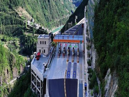 巫溪县大河乡调头高速 这样的高速你见过吗?评论区见。