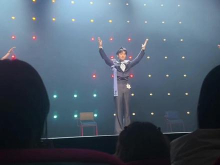 托马斯新体验👏#王俊凯 #趁世界还年青 #话剧首演