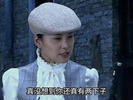 少女被鬼子围堵临危不乱,女侠及时出手,中国女人太飒了#好剧推荐 #宅在家dou追剧 #精彩片段分享 #灰太狼电影 #剪映