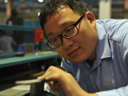 行内人出来说说,真有这“文墨精度”吗#建党一百周年 #匠人精神 #大国工匠 #优秀共产党员 @抖音小助手