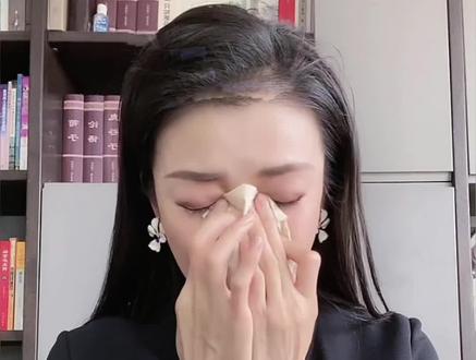 靠近光,才能成为光。每个姐妹,每一位母亲都应该关注的账号@元梦妈妈选书