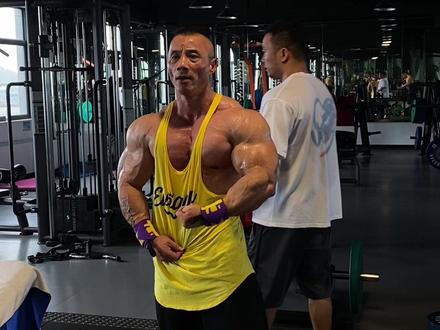 手臂为什么练不大?怎么可能?#水天翮 #健身干货 #麒麟臂