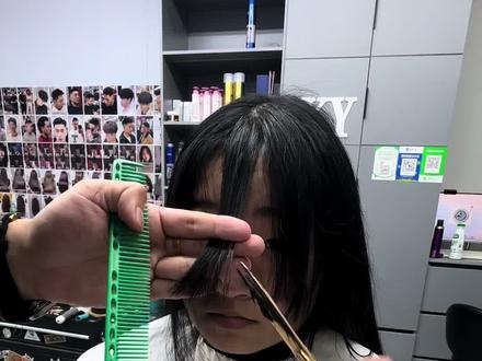 法式修颜刘海教程!喜欢赶紧收藏关注起来吧!#法式刘海 #刘海教程#零基础学美发