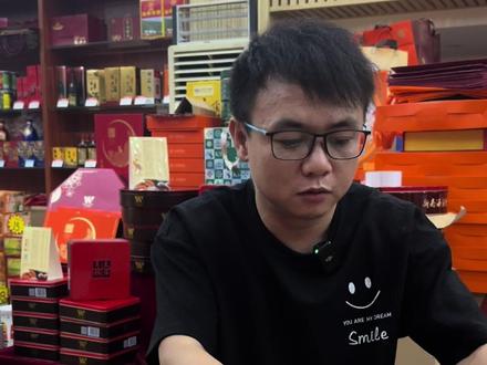 月饼为什么没有配备刀叉?#月饼