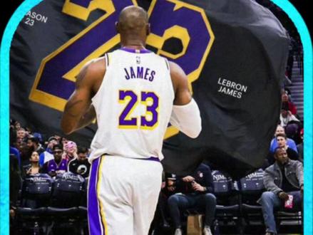 詹姆斯罚球绝杀!湖人险胜太阳! #詹姆斯 #东契奇 #詹姆斯罚球绝杀 #湖人vs太阳 #nba常规赛