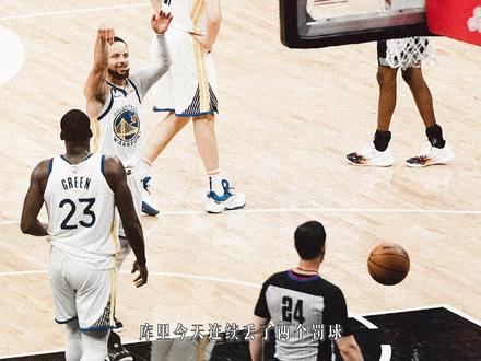 库里别无选择,生死战却也笑得从容。他拿出了一切,勇士便命不该绝。#篮球也有温度 #库里 #湖勇大战