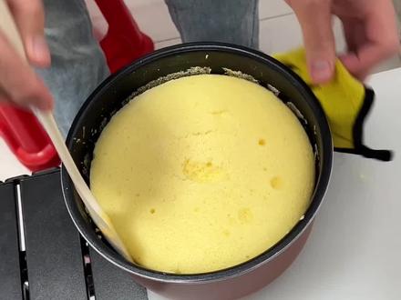 #电饭锅蛋糕做法 #电饭煲蛋糕 #自制美食教程 电饭煲蛋糕🍰教程来了