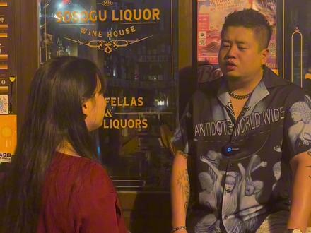 为了解决部分网友没有英文名不能进sosogu消费的困扰 特意请来了得体的李老师给大家私人定制英文名 sosogu 致力于解决顾客痛点!#同城好店推荐 #sosogu #南宁酒吧