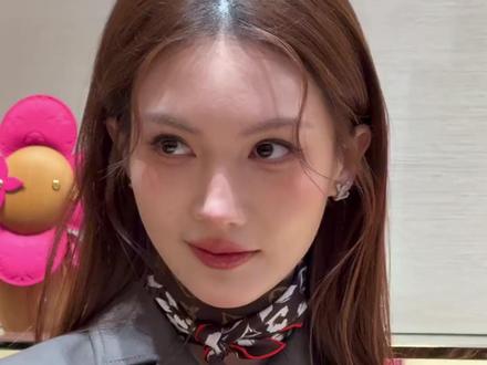 #金晨 晒脸部受伤照,看起来好严重啊...... #金晨道歉 #金晨发文道歉 #金晨晒出脸部受伤照