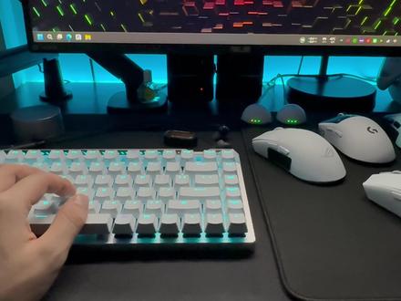 我推荐罗技难民选用毒蝰V4Pro
哎哥们的狗5这下怎么办
砂弼罗技
#雷蛇 #毒蝰v4pro #罗技 #GPW5