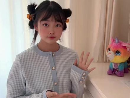 又学会了新的手势舞 #生女儿就是用来打扮的 #小孩姐 #手势舞教程 #弥渡山歌手势舞挑战 #弥渡山歌