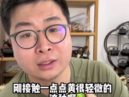 #文玩 #文玩核桃#文玩手串 有黄的核桃盘了五年什么样