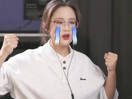 周深张靓颖同唱“痛歌”?强者对决难分伯仲。 #乐评 #周深 #张靓颖 #怜悯 #reaction