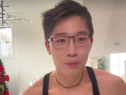 普通人怎么买迈巴赫???hhhhhhh这是个思考题,最后还插入了一段关于三分钟热度的话题
#迈巴赫 #买车 #普通人 #jack要加油 #房地产