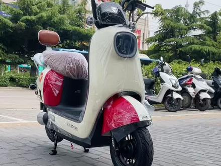 雅迪Q6,精致小巧,好看实用#好物推荐 #电动车 #只选对的不买贵的 #小明说车