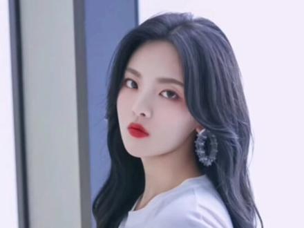 杨超越,完全是小说女主般既视感 #杨超越 #神颜 #生图 #身材