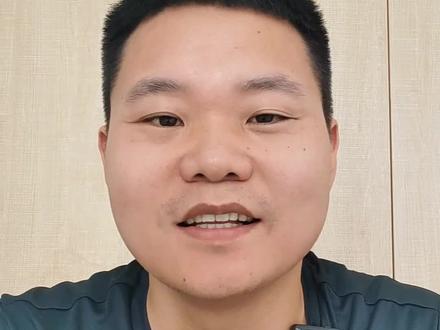 7月要在厦门买新房的粉丝朋友们,以后就不要再去售楼部和中介免费送人头了。
你知道么?就算买个几十万的房子也有高额中介佣金,富哥揭秘7月厦门新房的中介佣金标准,有省钱的需求点赞收藏推荐。
湖里:建发瑞湖公馆1% 建发书香五缘 1.8% 建发五缘鲤1.5% 观云2% 水晶海岸壹号2.5%五缘海悦15-20万/套 招商湾湖臻境3% 云启东方5% 湿地公园TOD璞瑞15万/套 竞配建(和悦东方、五缘灏月)15万/套 鹭岛海领馆9%
思明:帝景苑80万/套,中海峯汇里2%,水晶悦海1.3%+10万/套,善见豪山6%
海沧:象屿自在海 3.5%+1万 海沧TOD璞瑞15W/套 璞盛一二期2%,海投清盘楼盘3%+1万,建发阅海/湾墅2% 水晶尚院1.5% 水晶尚庭4% 悦鹭湾3.5% 招商1872 4-9万/套
集美:建发鲤悦2%,ioi棕榈半岛(别墅)1.5%,中粮云玺壹号2.5%,集美发展心厝3% 嘉悦里1.5%
翔安:保利国贸沁原/海屿原 待定,环东金茂悦两房4%,三四房2.5% ioi棕榈国际社区3.5% 首创禧瑞风华 4% 特房芙蓉书院 8-10万/套,万科璞悦山5%,龙湖时代上城4万/套
同安:七星湾TOD 3%,水晶溪上3% 水晶芸溪5期3% 古龙书香璟园4%,中铁诺德逸都4%,象屿西溪云境3% 古龙山语听溪7% 宝龙旭辉城4.5%
厦门所有新房佣金扣完成本和税只留9900,真金白银助力你安家厦门。
看房前先签补贴协议,白字黑字保障权益,想要省钱粉丝请你主动发暗号我要补贴。
厦门买房关注富哥避坑还能省钱。#厦门新房补贴 #厦门买房 #厦门新房 #厦门买房攻略 #大冤种富哥看厦门楼市