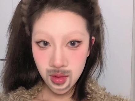 漏肩膀会吧 顶一下会吧#变装 #转场 #蔡徐坤 yc@无敌大蒜头