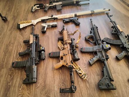 一个普通家庭在美国会储备多少军火。海外合法持有,遵守当地法律法规,注意甄别。#三角洲行动 #战术装备 #男人玩具 #冷知识 #vlog日常