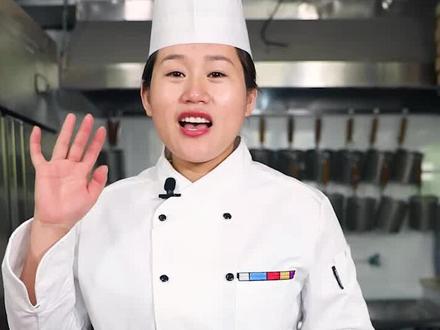 饺子姐教你做黄瓜蛤蜊肉水饺,点击视频快快学习做起来吧!味道鲜美,尝了就知道!