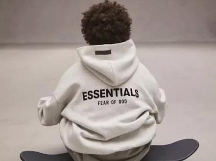 #essentials #鉴定真假 #购物 今天就说一下如何正确的去购买和操作的一些小知识@DOU+小助手 @抖音小助手
