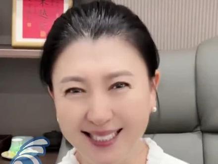 她都哭穷成这样了,老百姓该怎么活? 😂😅