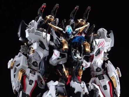 无限系 芬里尔 定价338元! 无限系芬里尔 首款1比72拼装模型~芬里尔~实物展示PV正式公布!定价338元!#机甲 #模型 #高达 #拼装模型 #大人也要玩玩具