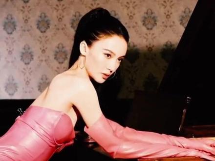 金晨同款贴头皮高马尾#日常发型 #一学就会 #发型分享 #简单发型 #每日发型 #编发教程每天分享 #简单日常编发 #高马尾 #编发教程 #发型 #明星同款 #金晨