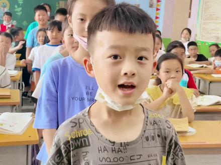 #可爱的学生 #师生日常 #河南话 河南话中不中