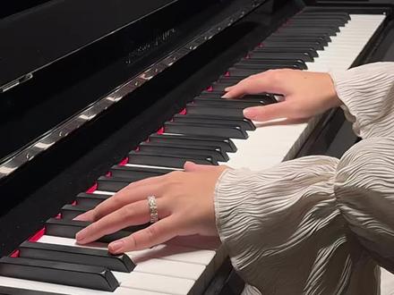 当我不小心把《典狱长进行曲》弹成《第五人格》 #钢琴 #珠江钢琴 #音乐种草计划 #青年创作者成长计划