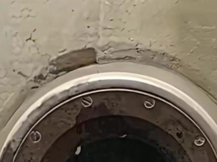 神舟二十号裂纹有救了!神舟二十号载人返回安全性无法保证百分百,但是还可以载货返回。
#神州二十号 #神州二十号裂纹