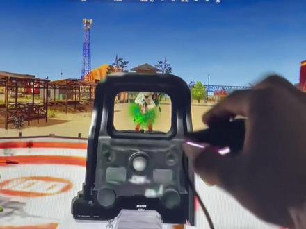 雷蛇鼠标怎么用鼠标宏!我现在,双手离地就可以压得住枪!#雷蛇 #鼠标宏 #绝地求生 #吃鸡 #pubg