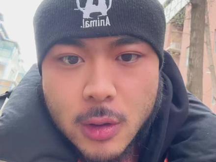 这件事跟学历没有关系,我视频里说的受害者绝大多数都是认知低的大学生群体,你也可以理解成大学生群体里认知低的那一部分人。而不是大学生群体,就像哪个地方都有好人坏人一样。说是大学生群体里的那一部分人是因为事实就是大学生群体是重灾区,而能买这种东西的就是大学生群体里那部分认知低的人。