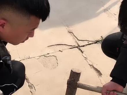 #德州有个德州州 #搞笑视频 兄弟你是不是故意滴😭@抖音小助手