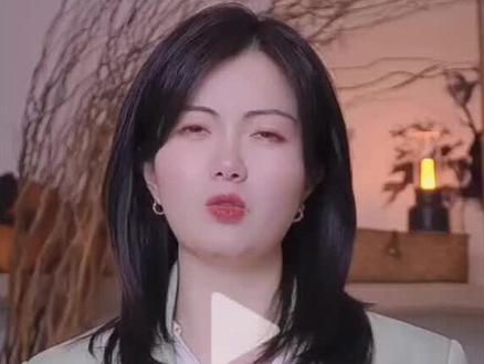 树图公链(Conflux Network)、数字人民币(e-CNY)和稳定币(Stablecoins)三者代表了区块链技术和数字货币领域的不同发展方向和应用场景,它们之间的关系可以从技术、生态、政策和应用层面进行梳理:
---
### **1. 各自定位与核心差异**
| **主体** | **定位** | **核心特点** |
|----------------|--------------------------------------------------------------------------|-----------------------------------------------------------------------------|
| **树图公链** | **国产高性能公有区块链平台** | 高吞吐(3000+ TPS)、低延迟、兼容EVM,支持去中心化应用(DApp)和资产发行。 |
| **数字人民币** | **中国央行发行的法定数字货币(CBDC)** | 主权信用背书、中心化管理、双层运营体系(央行→商业银行→公众)、支持离线支付。 |
| **稳定币** | **锚定法币(如美元、人民币)价值的加密货币** | 价格稳定(1:1锚定)、多基于公链发行(如USDT、USDC)、用于交易、跨境支付等场景。 |
---
### **2. 三者间的互动关系**
#### **(1) 树图公链作为技术基础设施**
- **潜在承载平台**:
树图公链的高性能和合规性(符合中国监管框架)使其具备成为**数字人民币或人民币稳定币底层链**的潜力。例如:
- **离岸人民币稳定币**:类似CNHC、CN