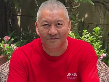 高考加油 我是梁实,今年将迎来我的第30次高考,希望我能得到一个令人满意的成绩!各位高考生,也一起加油吧!#高考加油