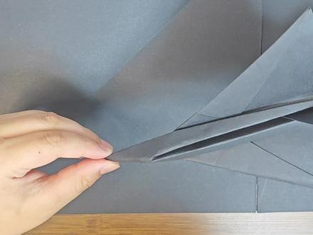 七岁小朋友教你折眼镜蛇纸飞机#折纸 #纸飞机 #折纸飞机