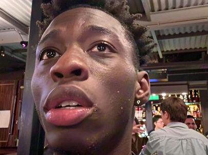 你们说他这是忘本了吗?