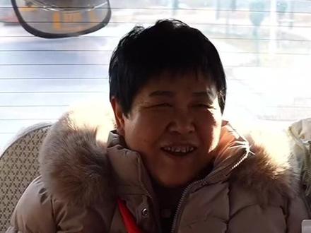 媒体老师采访聋哑阿姨,妞花充当翻译#情感交流 #杨妞花