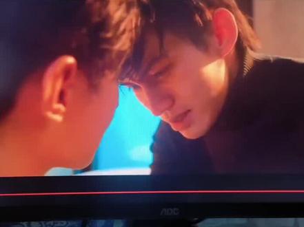 就是行这里开始,樊霄决定彻彻底底要离开了,再也不会出现了。