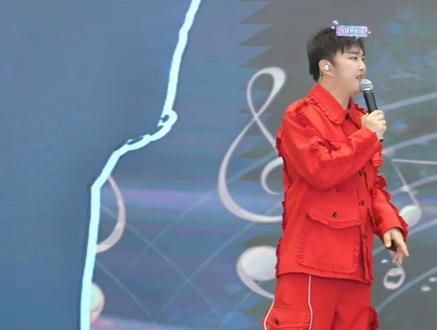 ♥娇娇&大洋芋&满仓祝福三火♥
#索图大舞台#深情祝福 #開心過好每一天
@索图 @三火🎤孙焱彬🔥12月15.16六周年 @娇娇🥟⁵²⁹⁹ @大洋芋(流浪汉) @满仓(大陕北)👑 @抖音小助手 @DOU+小助手