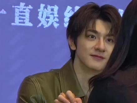 当我让🌲重庆话挑战,成为了林一的坦克
#林一#线下签售#追星#随时随地大小演