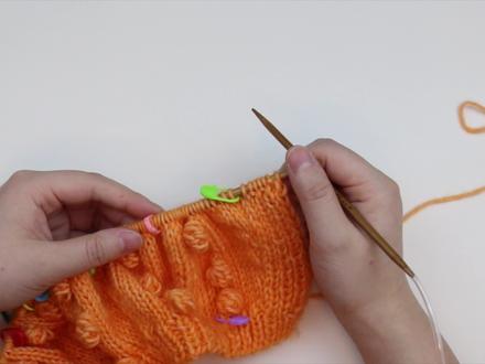 雅馨绣坊手工编织毛衣视频:枫叶毛衣3