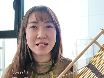 #三八妇女节 前,艾德动脑子工作室里,师生们用一件件编织作品,在一缠一绕间,遇见更丰盈的自己,联结更紧密的彼此。#祝所有女性三八节快乐 #手工编织 #动脑子工作室 #艾德艺术设计学院