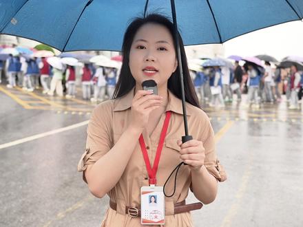 2025年全国高考今天开考,2106名洛南学子怀揣梦想步入考场。祝愿所有考生都能交出最满意的答卷,圆梦今夏,无悔韶华!(洛南融媒:孙杨 李露茜)