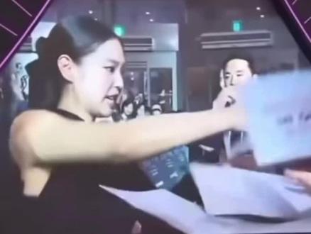 我不行了,yc来自ins博主#气场全开 #实力派 #jennie