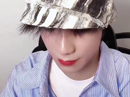 所有人!保持苹果肌扁平!一秒都不用剪#王一钧 #高维蔓