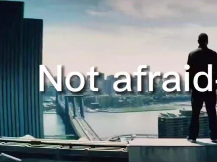 让我们荣辱与共 冲出暴风疾雨#eminem阿姆Not afraid#音乐mv 重温经典送给屏幕前还在迷茫的每位