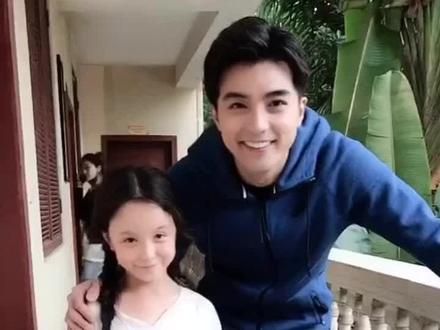 瑞娜喊他小美哥哥,他问你怎么知道😊#贺军翔